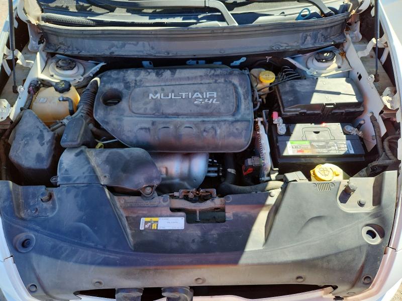 صورة رقم 12 من المزاد - 2015 JEEP CHEROKEE مع VIN 1C4PJLCB7FW536489