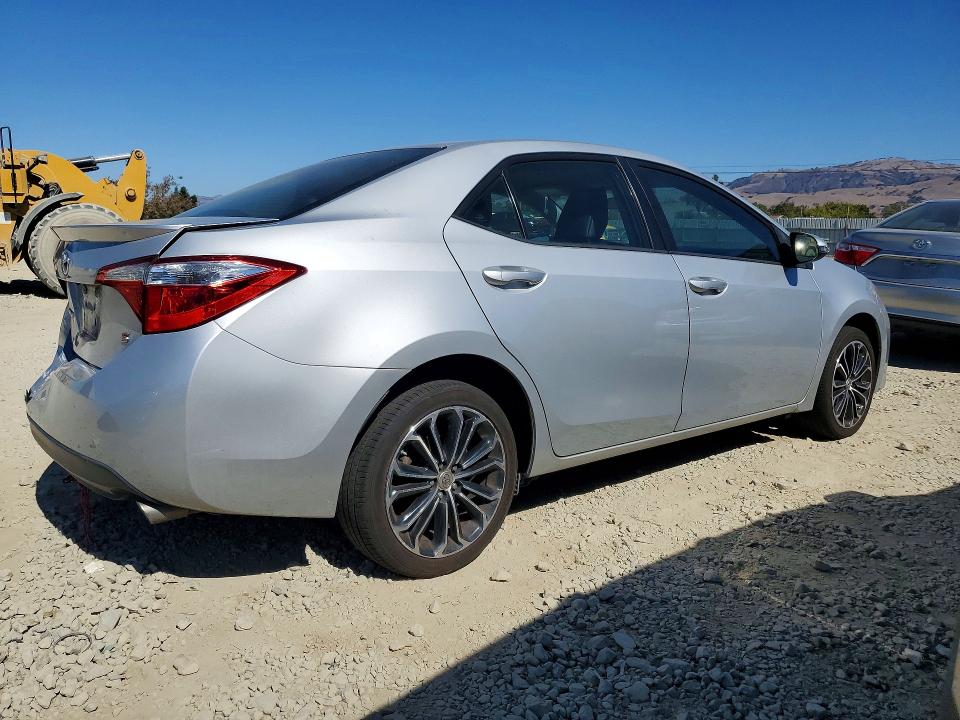 Снимка 3 от търг – 2014 TOYOTA COROLLA с VIN 5YFBURHE5EP133612