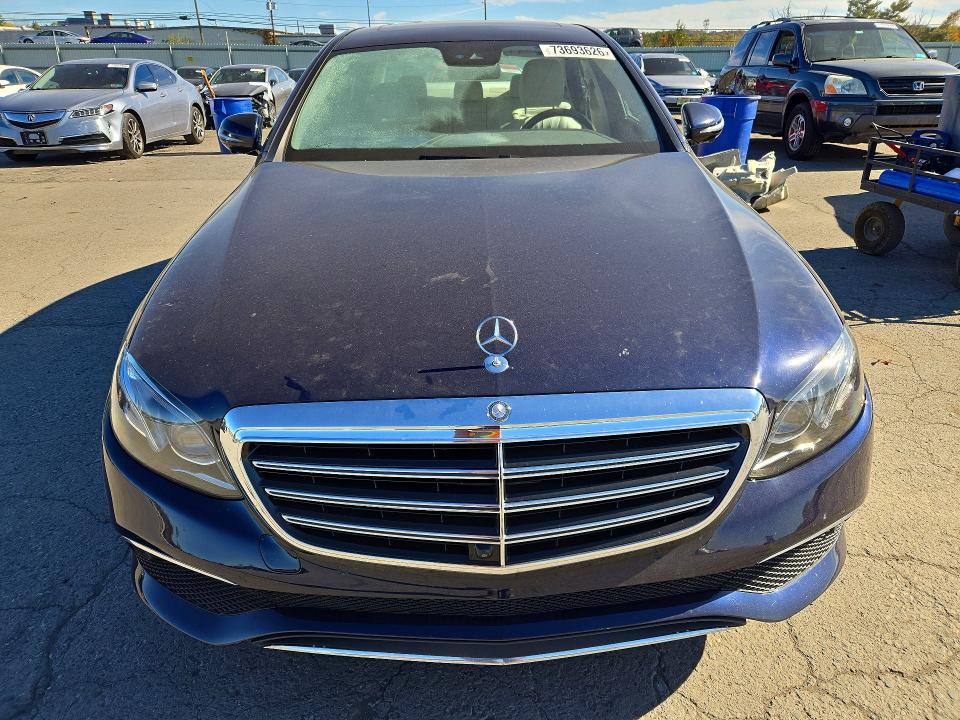 Снимка 5 от търг – 2020 MERCEDES-BENZ E с VIN W1KZF8EB3LA763343