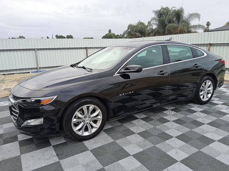 CHEVROLET MALIBU 2023 with VIN 1G1ZD5ST3PF224752 - Photo from auction
