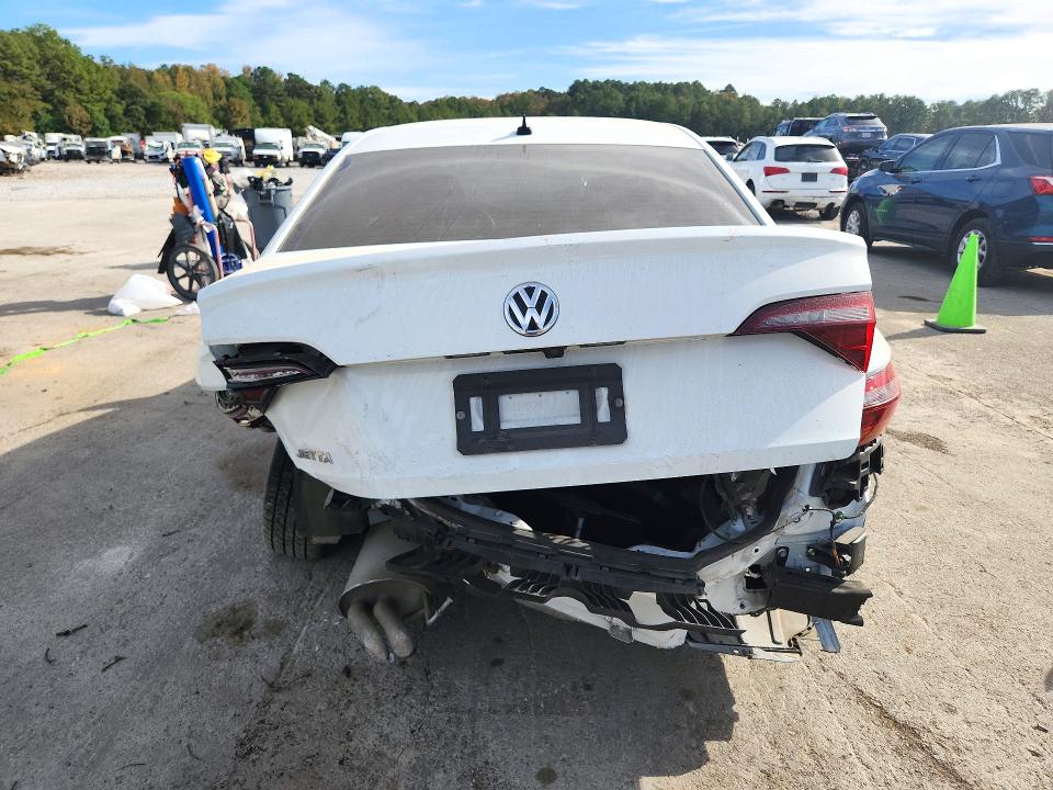 Снимка 6 от търг – 2019 VOLKSWAGEN JETTA с VIN 3VWC57BU1KM232885