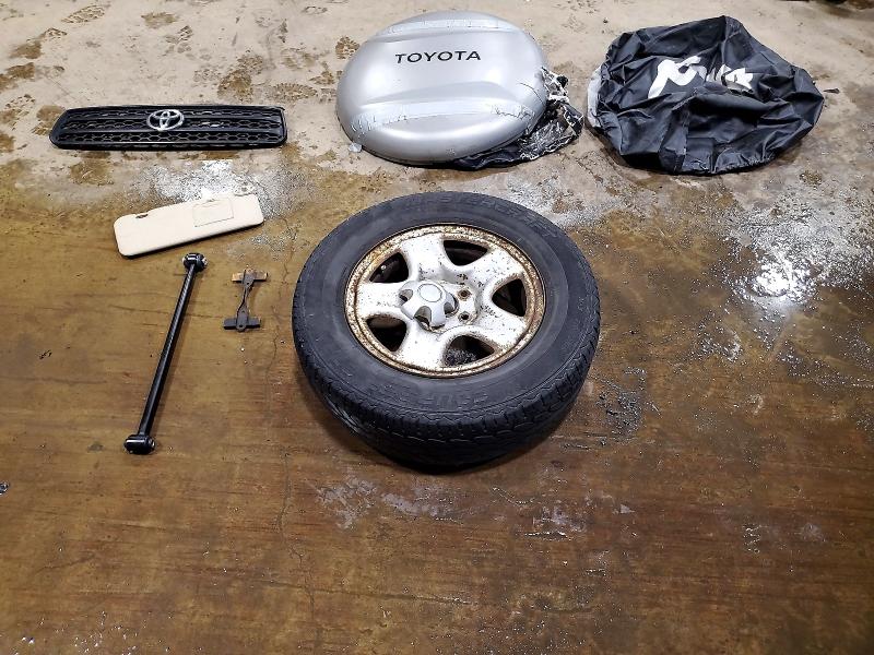 Снимка 13 от търг – 2003 TOYOTA RAV4 с VIN JTEHH20V230206780