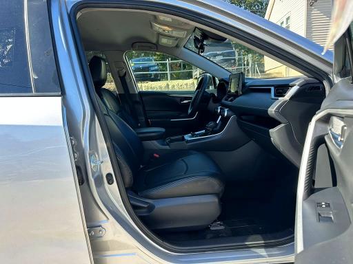 Снимка 7 от търг – 2020 TOYOTA RAV4 с VIN JTMP1RFV4LJ026697