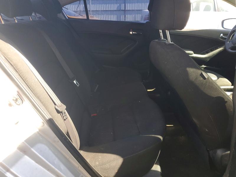 Photo 10 from auction – 2016 KIA FORTE with VIN KNAFK4A6XG5611887