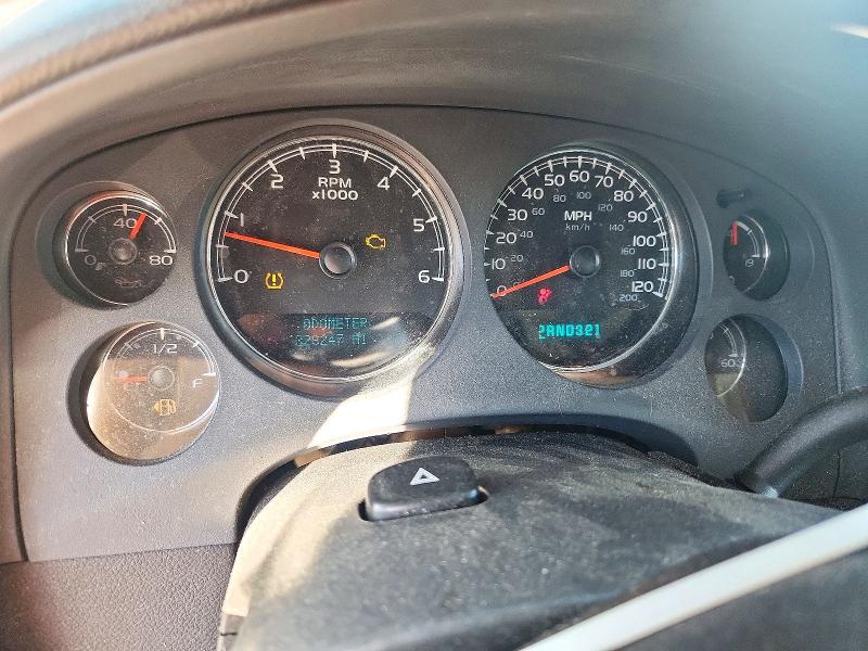 Снимка 9 от търг – 2007 CHEVROLET SUBURBAN с VIN 3GNFK16307G118459