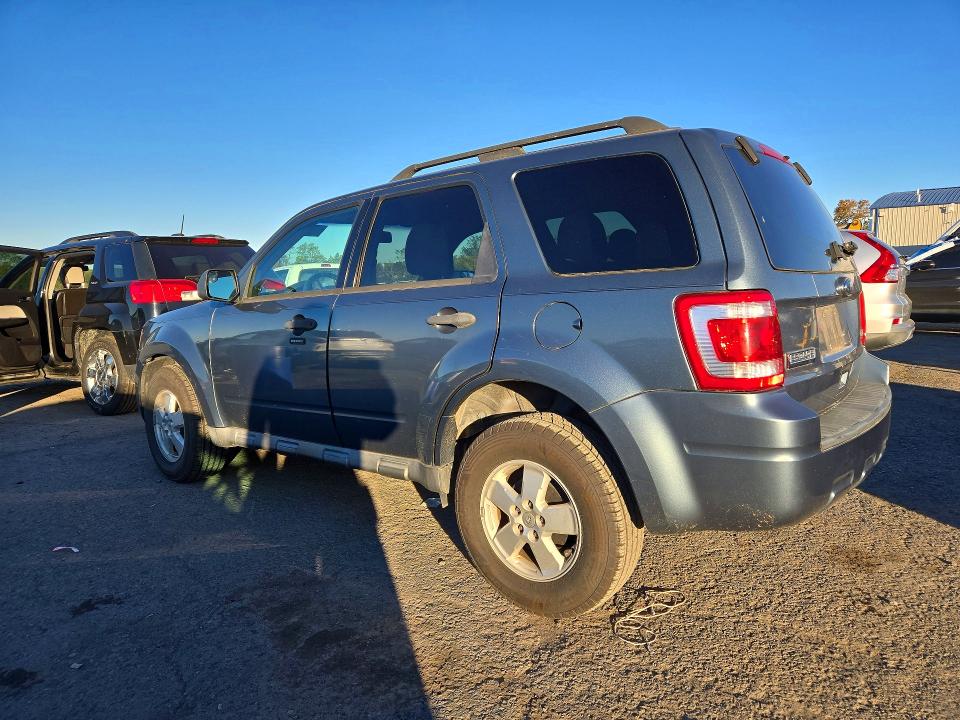 Фото 2 с аукциона – 2010 FORD ESCAPE с VIN 1FMCU9DG8AKC94035