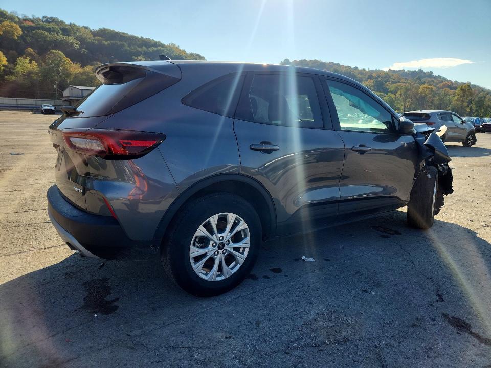 Foto 3 de la subasta – 2025 FORD ESCAPE con VIN 1FMCU9GN5SUB07110