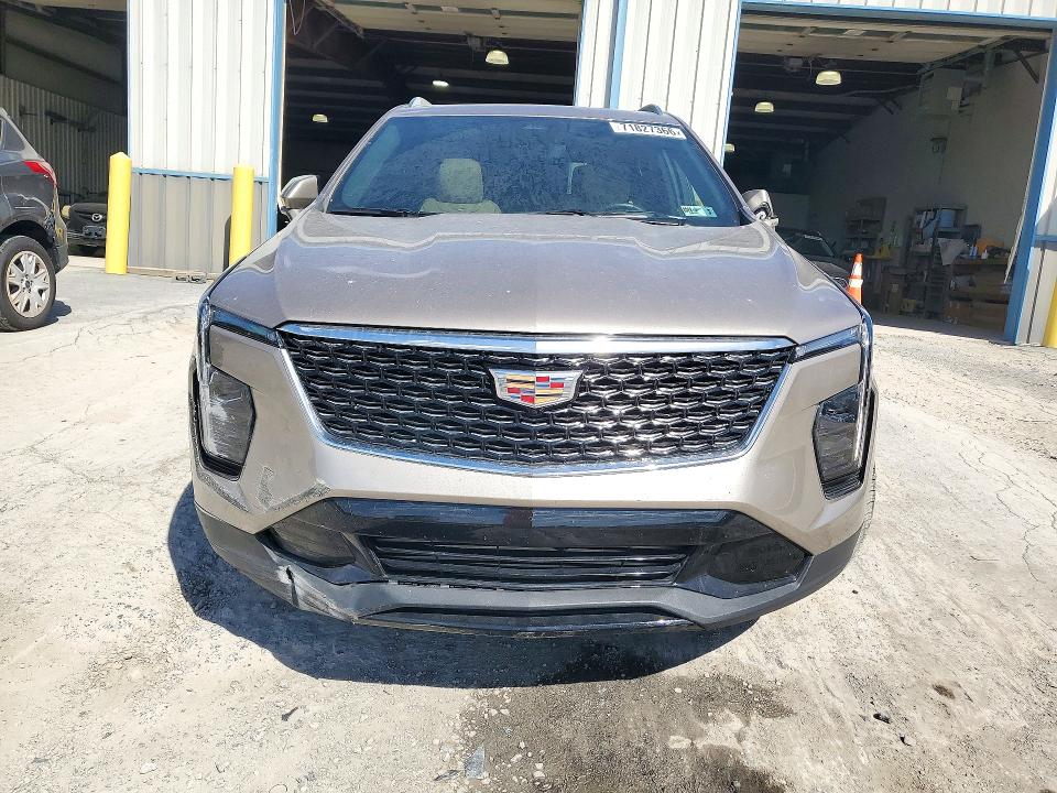 Photo 5 from auction – 2025 CADILLAC XT4 with VIN 1GYFZDR4XSF159390