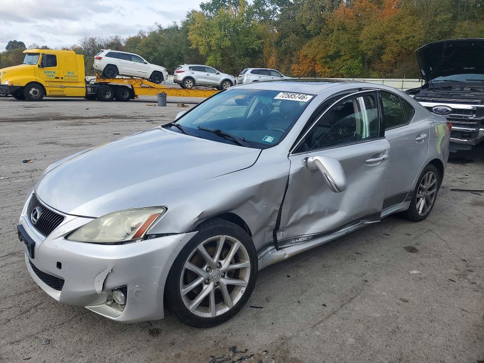 2011 LEXUS IS - Търг №72585746