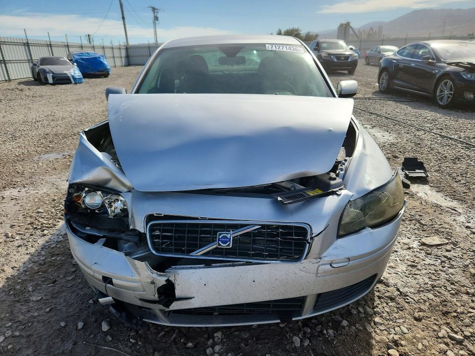 صورة رقم 5 من المزاد - 2006 VOLVO S40 مع VIN YV1MS382062210916