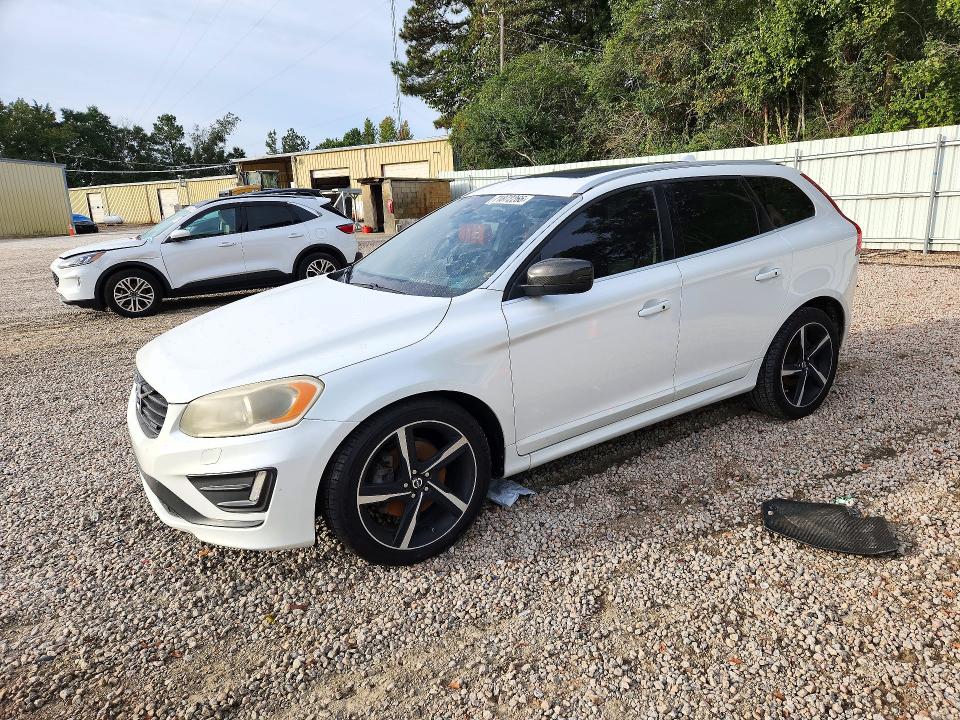 Foto 1 de la subasta – 2015 VOLVO XC60 con VIN YV4902RF0F2560928