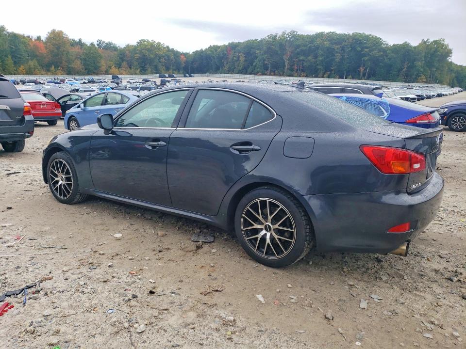 صورة رقم 2 من المزاد - 2008 LEXUS IS مع VIN JTHCK262185026373