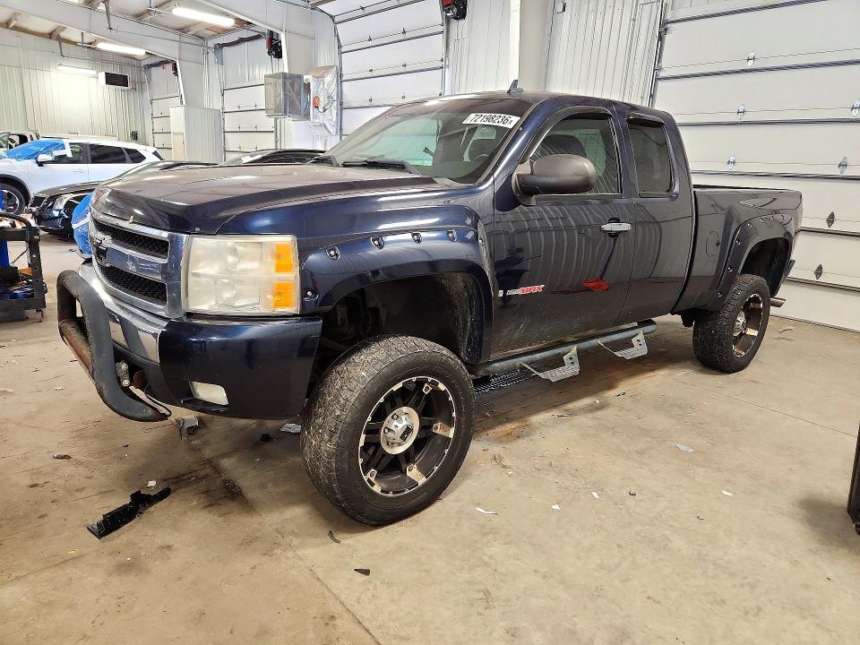 CHEVROLET SILVERADO 2008 with VIN 1GCEK19Y98Z209730 - Photo from auction