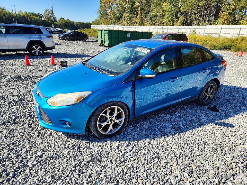 FORD FOCUS 2013 z numerem VIN 1FADP3F20DL180212 - Zdjęcie z aukcji