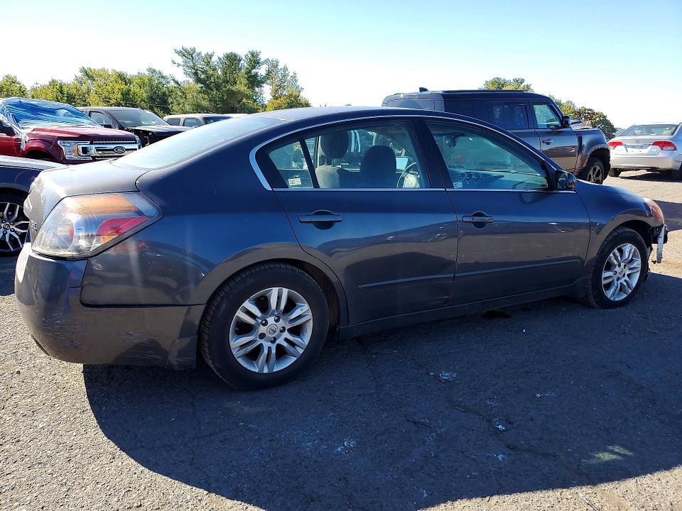 Photo 3 from auction – 2010 NISSAN ALTIMA with VIN 1N4AL2AP1AC133813
