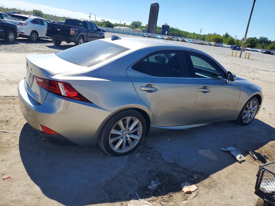 Foto 3 de la subasta – 2015 LEXUS IS con VIN JTHBF1D25F5074386
