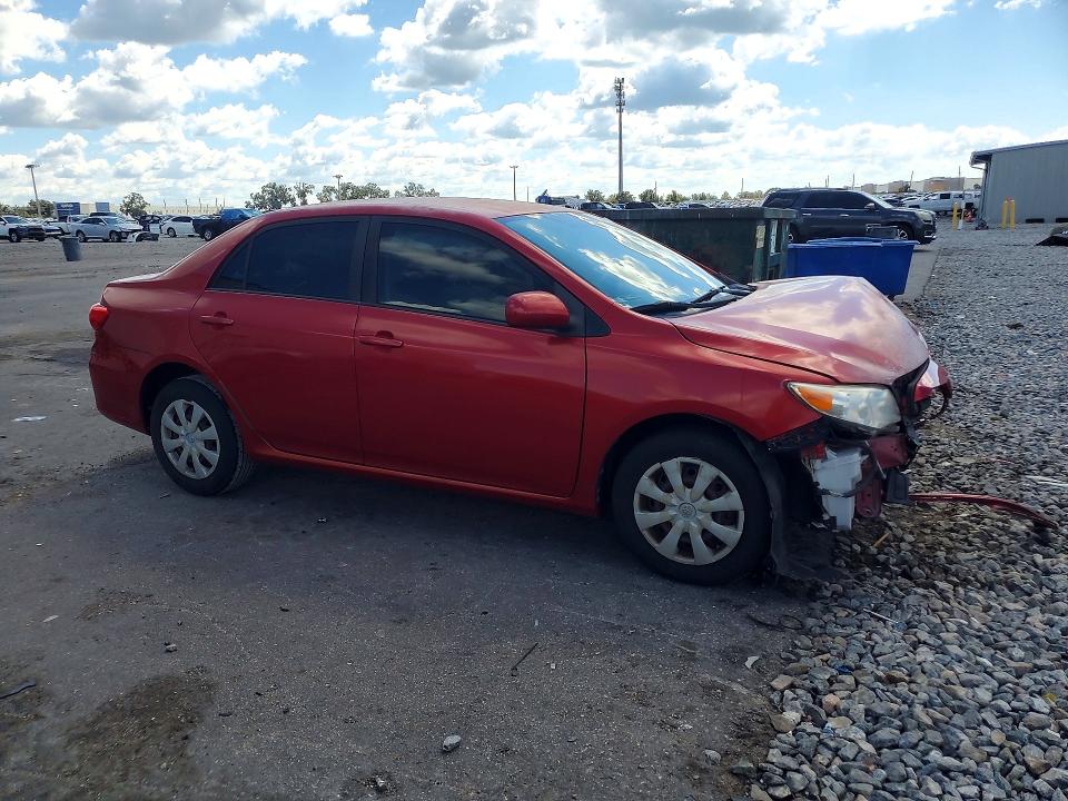 Снимка 4 от търг – 2011 TOYOTA COROLLA с VIN JTDBU4EE4BJ095748