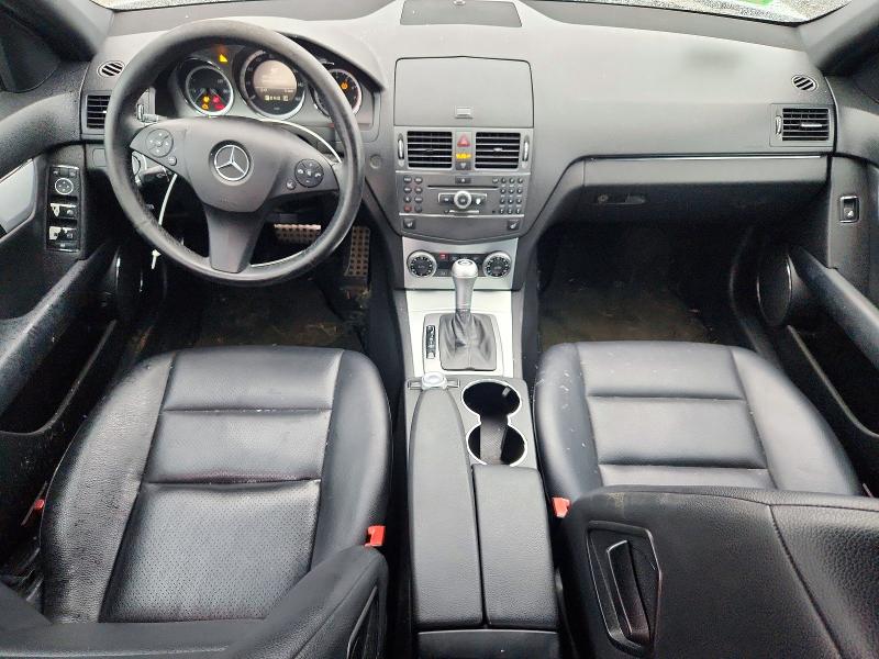 Снимка 8 от търг – 2010 MERCEDES-BENZ C с VIN WDDGF8BB6AR086959
