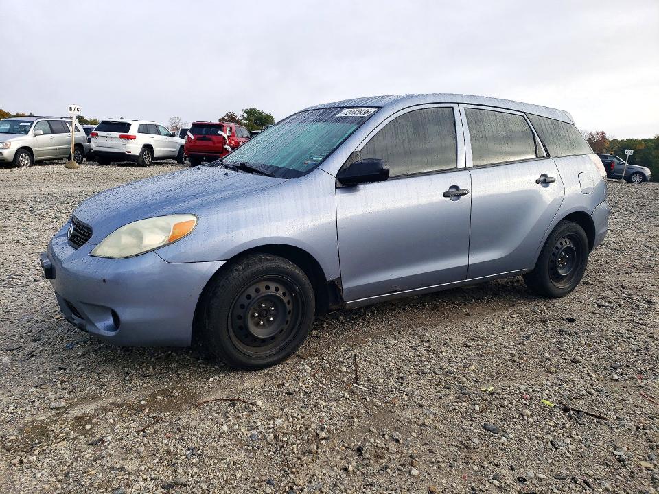 TOYOTA MATRIX 2005 مع رقم تعريف المركبة 2T1KR32E35C482579 - صورة من المزاد