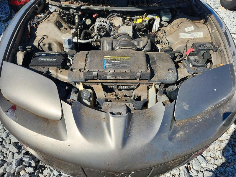 Photo 11 from auction – 2001 PONTIAC FIREBIRD with VIN 2G2FS32K412114222