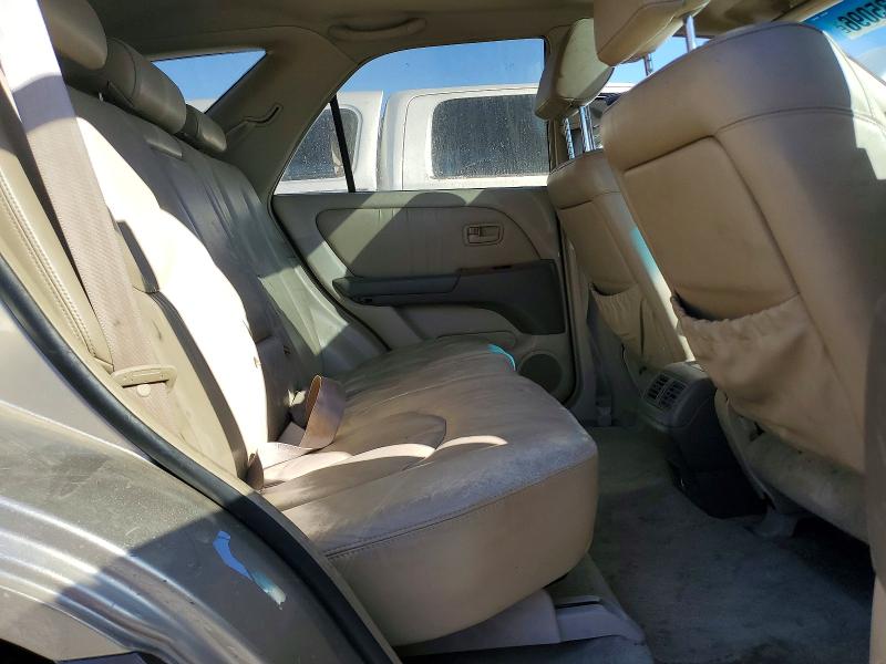 Photo 11 from auction – 1999 LEXUS RX with VIN JT6HF10UXX0044020