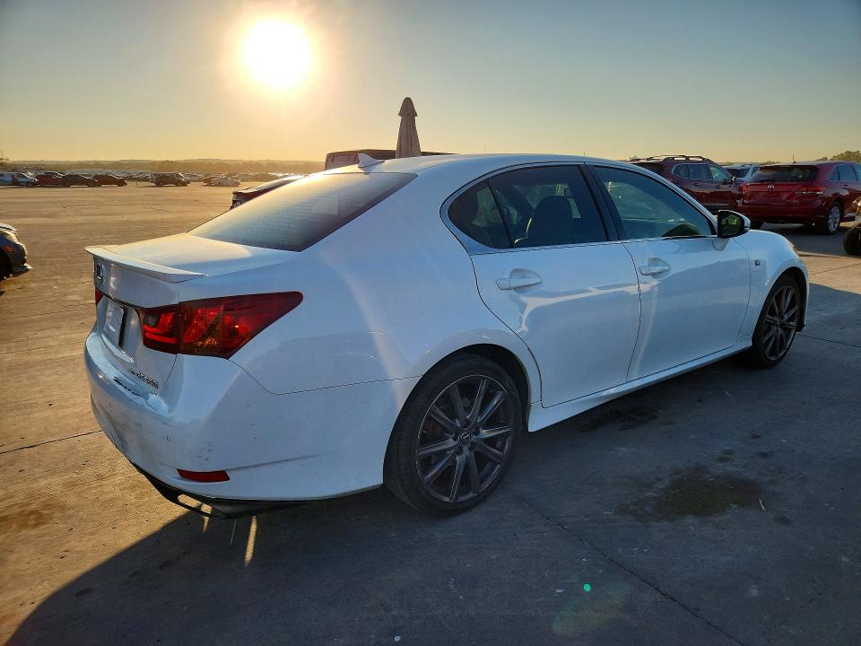 Снимка 3 от търг – 2014 LEXUS GS с VIN JTHCE1BL4E5022832