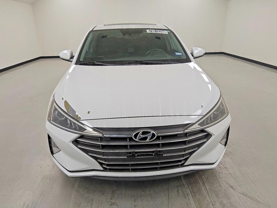 Снимка 5 от търг – 2020 HYUNDAI ELANTRA с VIN 5NPD84LF4LH551198