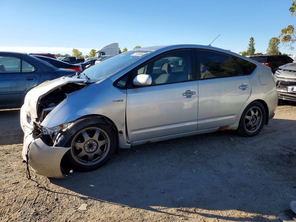 Снимка 1 от търг – 2006 TOYOTA PRIUS с VIN JTDKB22U563171851