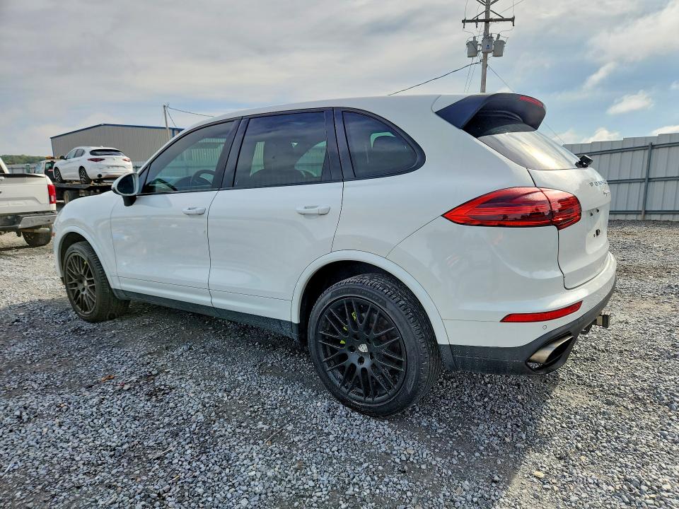Photo 2 from auction – 2017 PORSCHE CAYENNE with VIN WP1AA2A2XHKA80368