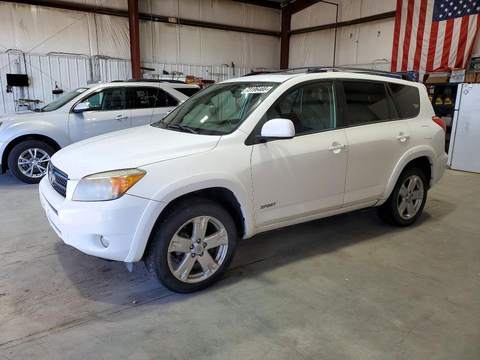 Снимка 1 от търг – 2006 TOYOTA RAV4 с VIN JTMBD32V665013516