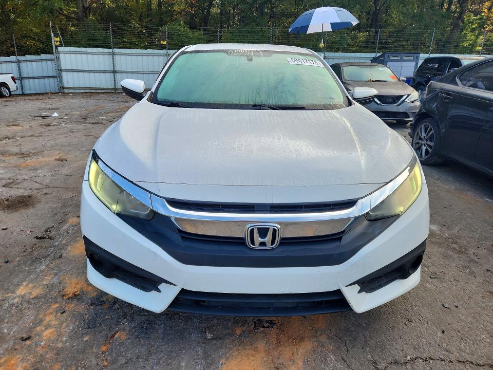 Снимка 5 от търг – 2016 HONDA CIVIC с VIN 2HGFC2F51GH503401