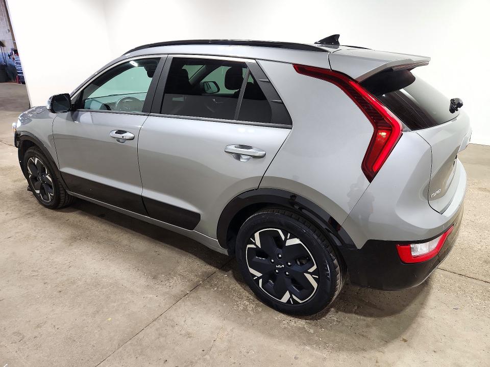 Photo 2 from auction – 2023 KIA NIRO with VIN KNDCR3L10P5075173