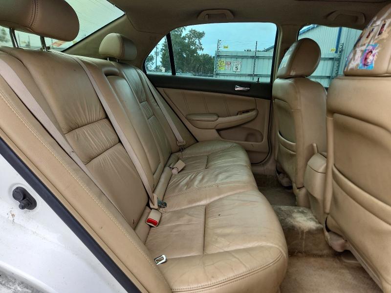 Снимка 10 от търг – 2004 HONDA ACCORD с VIN 1HGCM665X4A052518