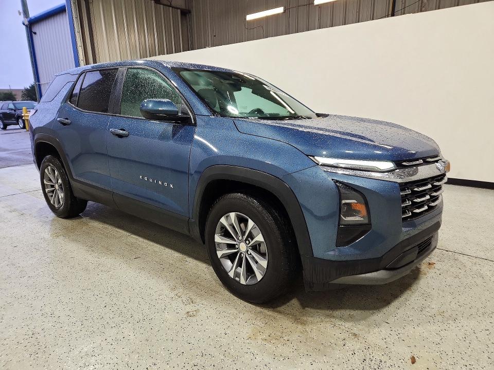 Photo 4 from auction – 2026 CHEVROLET EQUINOX with VIN 3GNAXHEG2TL227368