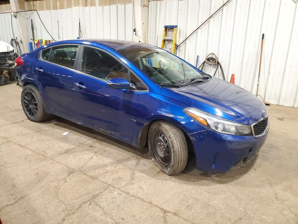 Foto 4 de la subasta – 2018 KIA FORTE con VIN 3KPFL4A84JE232431