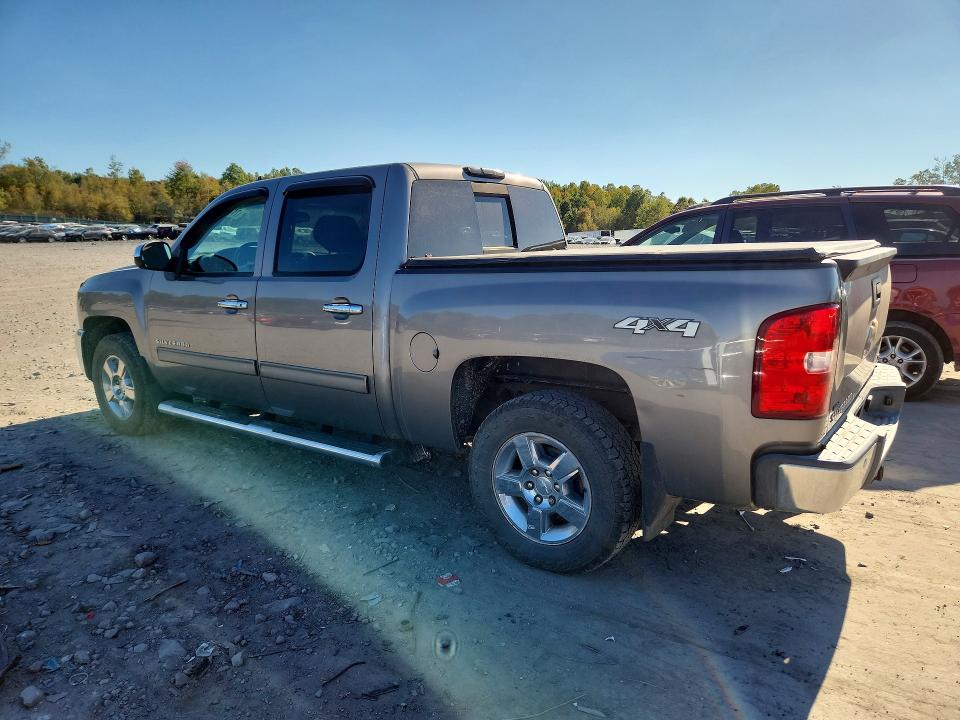 Photo 2 from auction – 2013 CHEVROLET SILVERADO with VIN 3GCPKSE7XDG299816