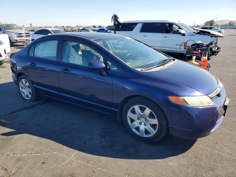 Снимка 4 от търг – 2008 HONDA CIVIC с VIN 1HGFA165X8L061206