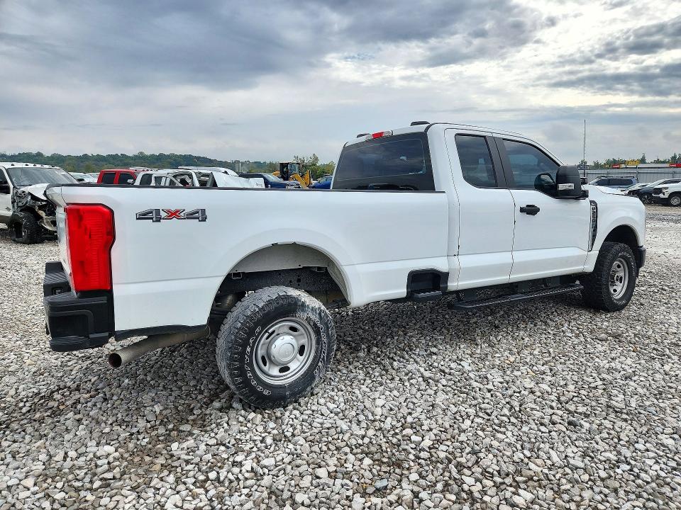 Снимка 3 от търг – 2024 FORD F250 с VIN 1FT7X2BA3RED35720