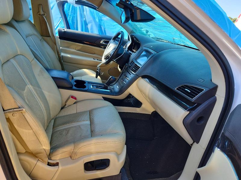 Zdjęcie 7 z aukcji – 2018 LINCOLN MKT z VIN 2LMHJ5AT8JBL01072