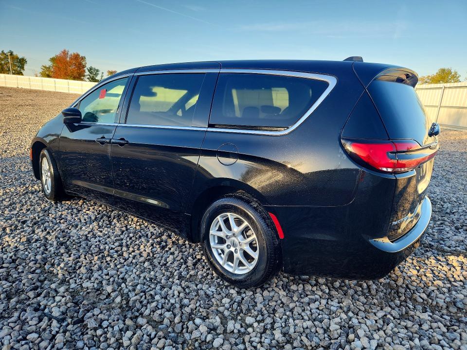 Photo 2 from auction – 2025 CHRYSLER PACIFICA with VIN 2C4RC1BG7SR568835