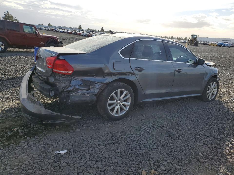 Снимка 3 от търг – 2014 VOLKSWAGEN PASSAT с VIN 1VWBN7A34EC076819