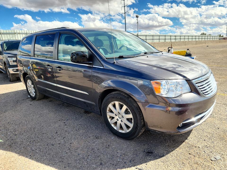 Снимка 4 от търг – 2016 CHRYSLER TOWN & COUNTRY с VIN 2C4RC1BG5GR187606