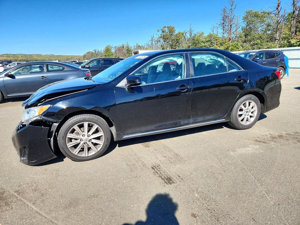 2014 TOYOTA CAMRY - Търг №71920046