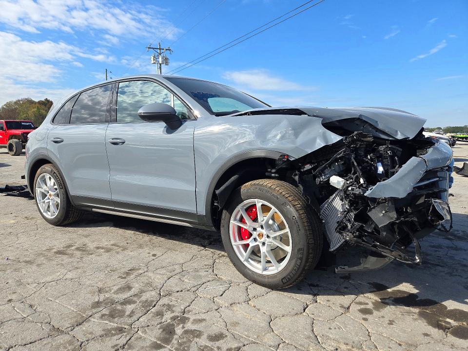 Zdjęcie 4 z aukcji – 2026 PORSCHE CAYENNE z VIN WP1AL2AY3TDA16894