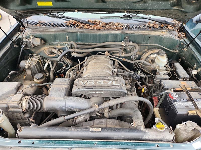 Снимка 12 от търг – 2004 TOYOTA SEQUOIA с VIN 5TDBT44A64S226024