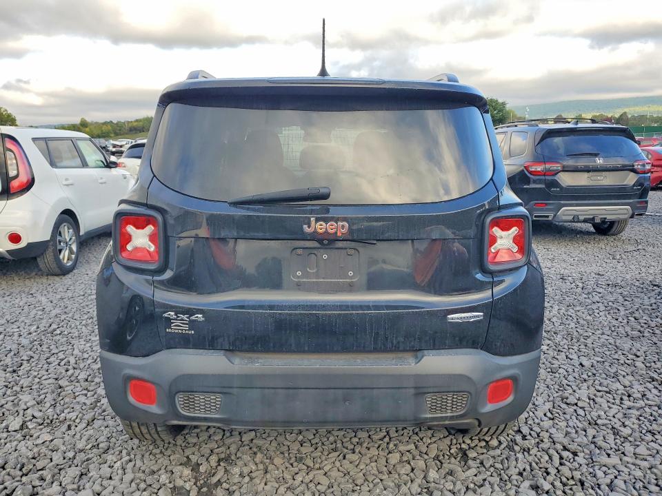 Photo 6 from auction – 2016 JEEP RENEGADE with VIN ZACCJBBT6GPD59614