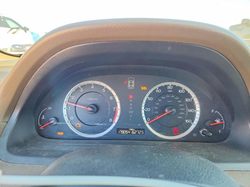 Снимка 9 от търг – 2010 HONDA ACCORD с VIN 1HGCP2F44AA097571