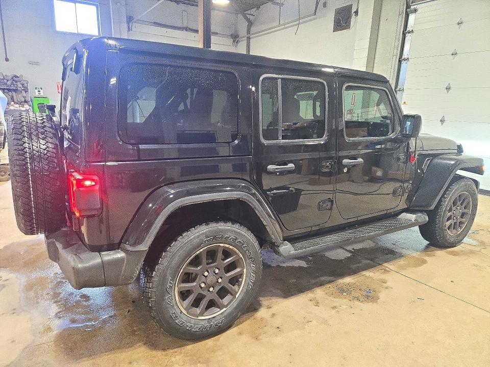 Снимка 3 от търг – 2021 JEEP WRANGLER UNLIMITED с VIN 1C4HJXEN6MW637443