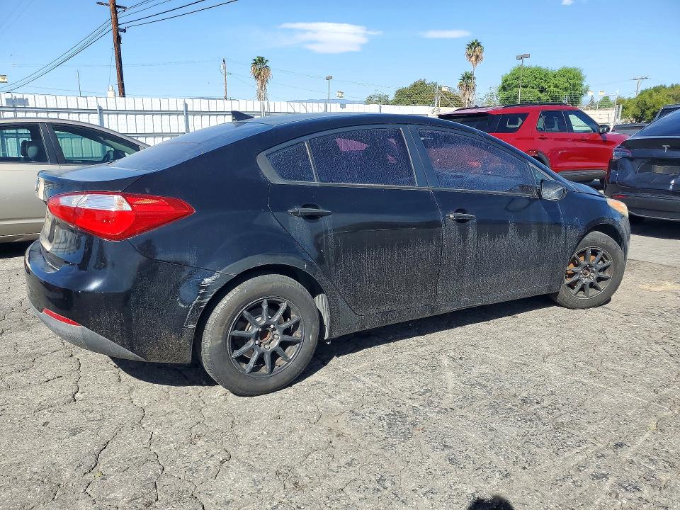 Снимка 3 от търг – 2014 KIA FORTE с VIN KNAFK4A61E5091365