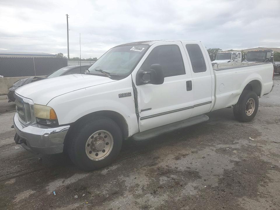 FORD F250 2000 с VIN 1FTNX20F0YEC62696 - Фото с аукциона